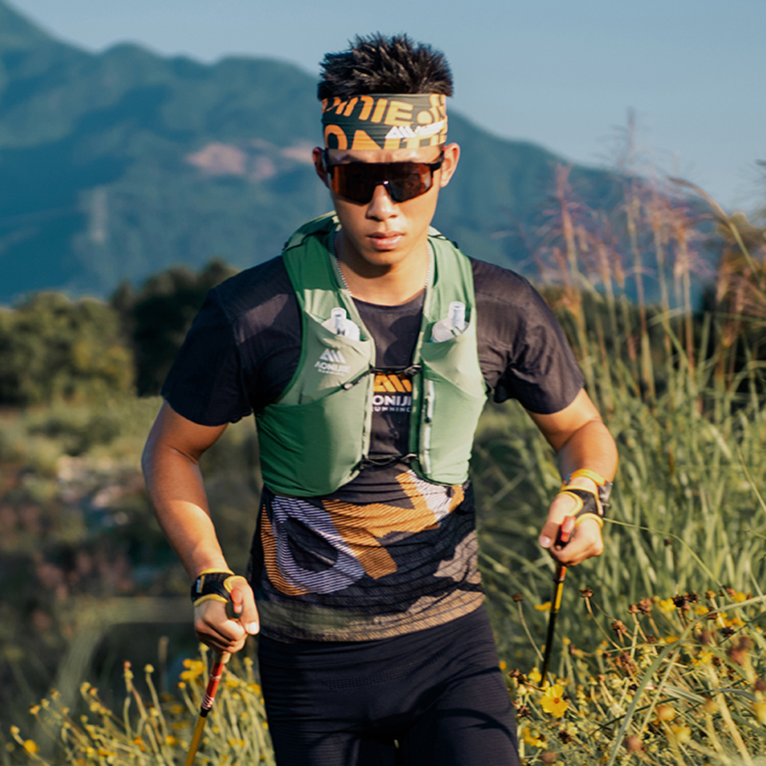 Aonijie Hydration Backpack MB-8 - 8L Trail Marathon Running