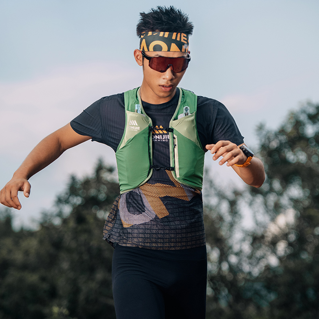 Aonijie UTMB Hydration Backpack Vest - Trail Running Sports - BLACK